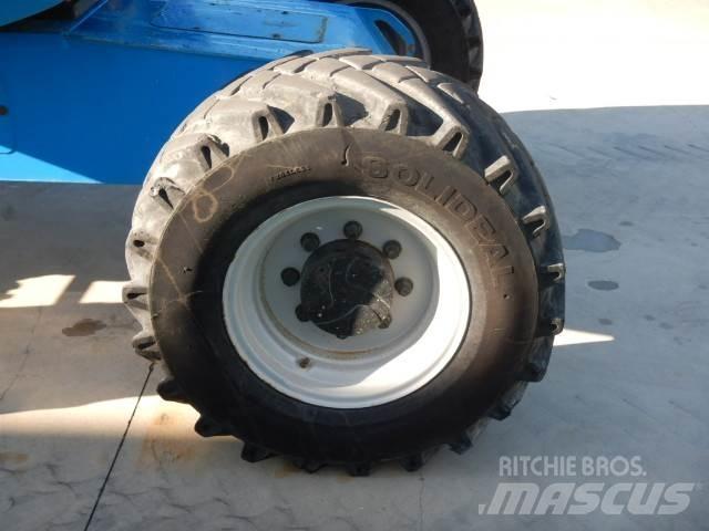 Manitou 200ATJ Съчленени стрелови подемници
