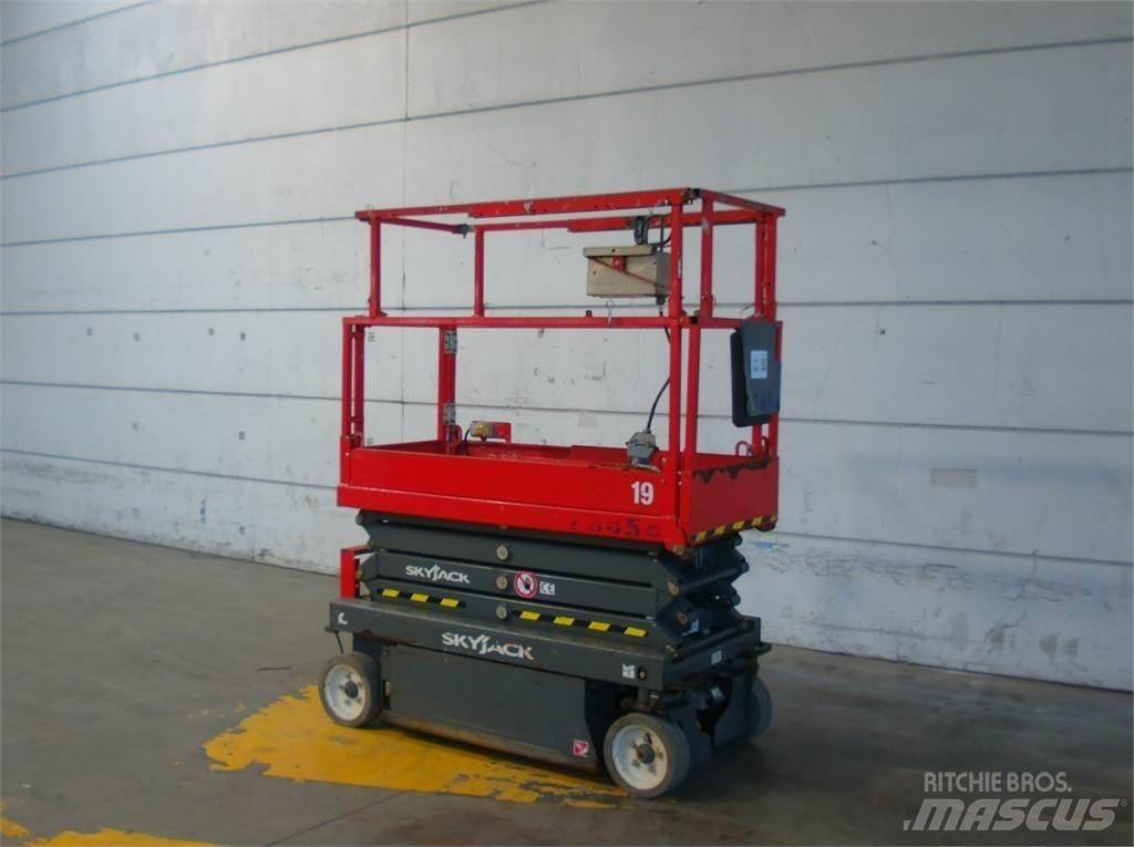 SkyJack SJ3219 Ножични работни платформи