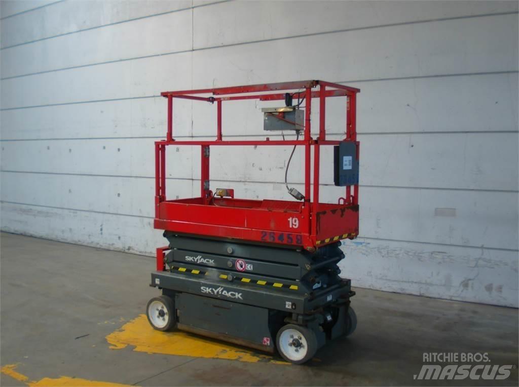 SkyJack SJ3219 Ножични работни платформи