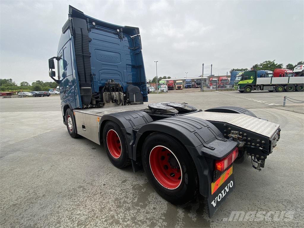 Volvo FH 6x4 Влекачи