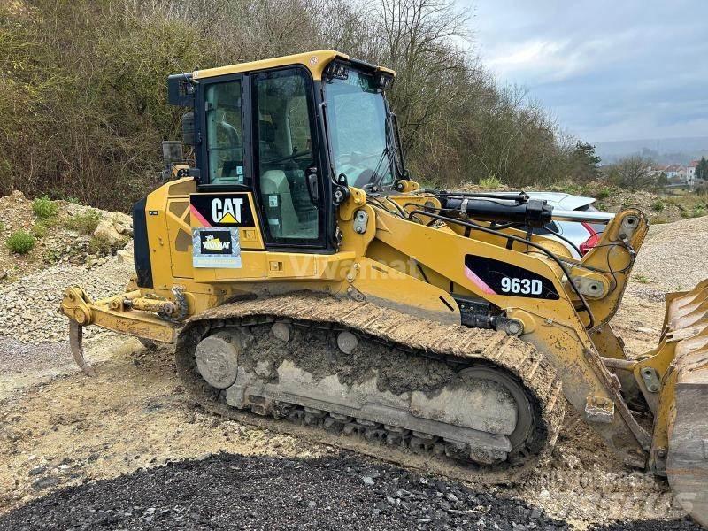 CAT 963D Верижен товарач