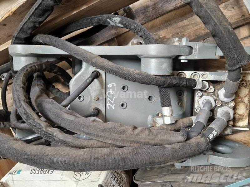 Liebherr SW33 Бързи съединители