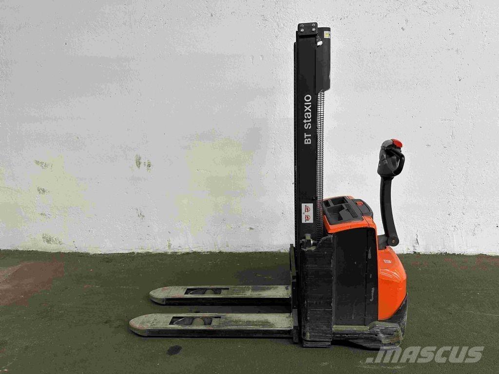 BT SWE 100 Колички високоповдигачи с теглич
