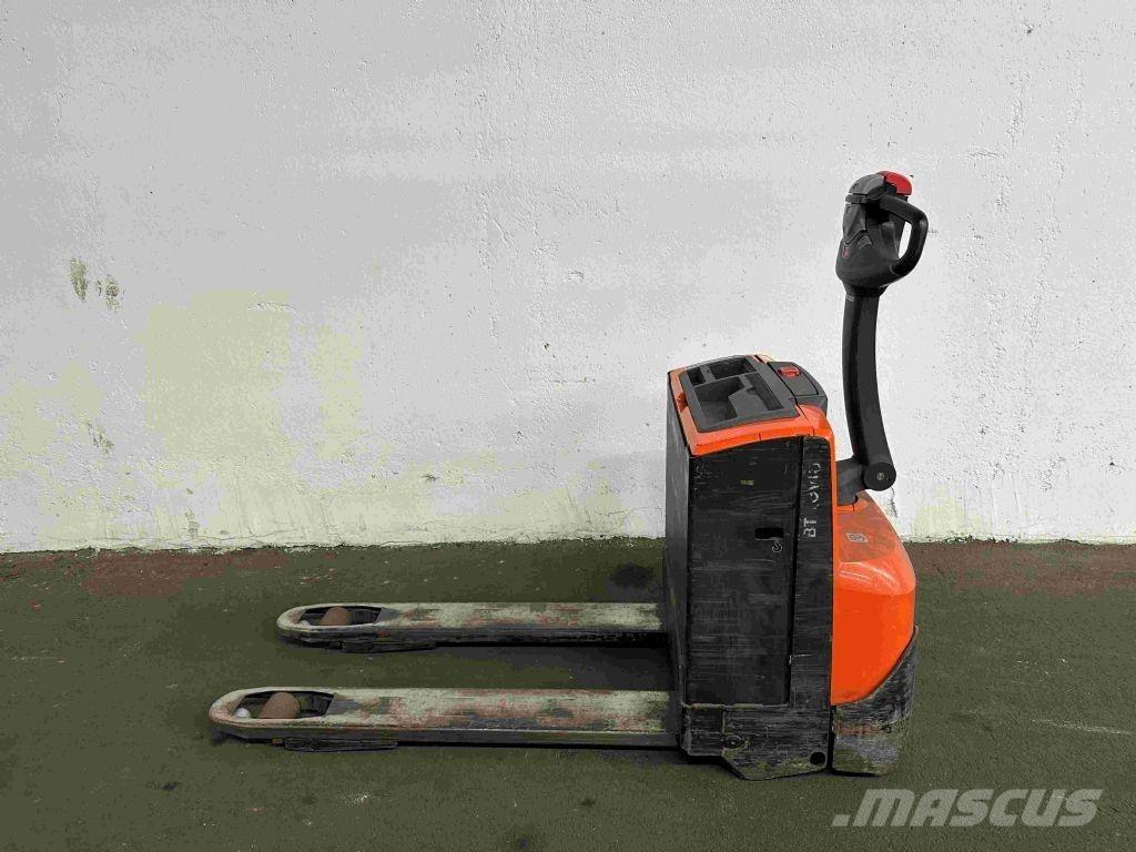Toyota LWE 160 Нископовдигач