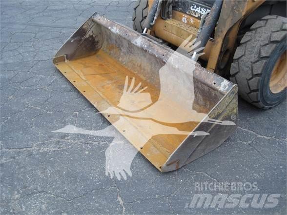 CASE SV250 Мини товарачи
