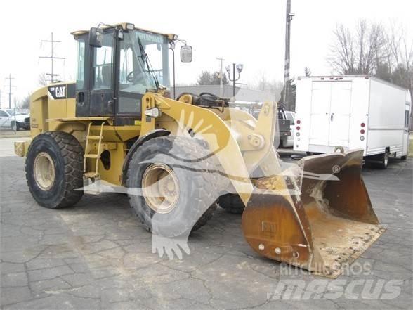 CAT 928H Колесни товарачи