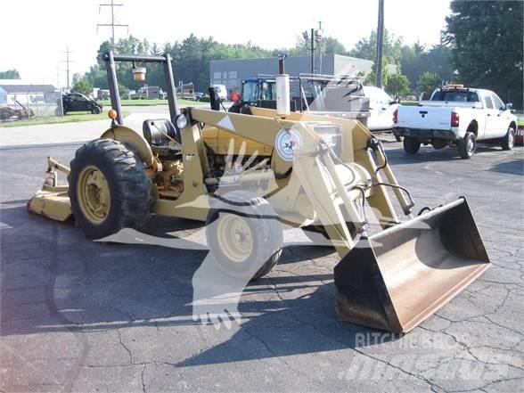 Ford 545C Колесни товарачи