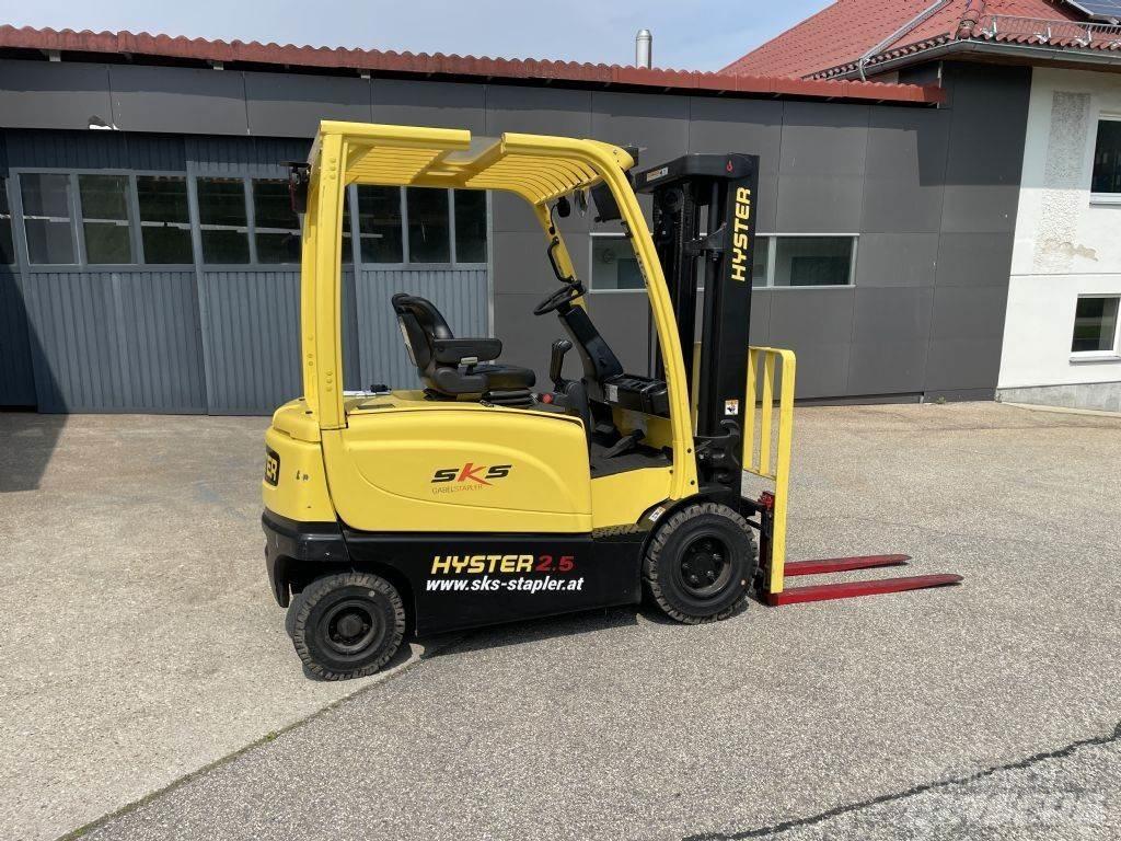 Hyster J2.5XN Електрически вилични кари-повдигачи