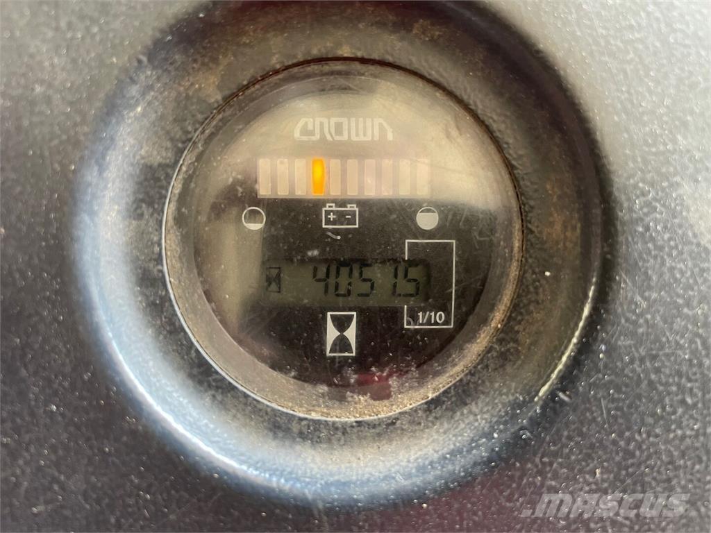 Crown WE2300 1.6 TT Колички високоповдигачи с теглич