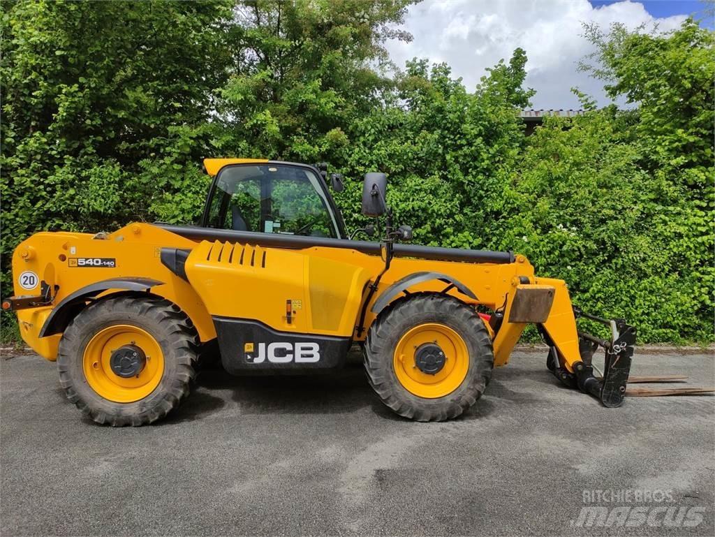 JCB 540V140 Hi Viz Телескопични товарачи
