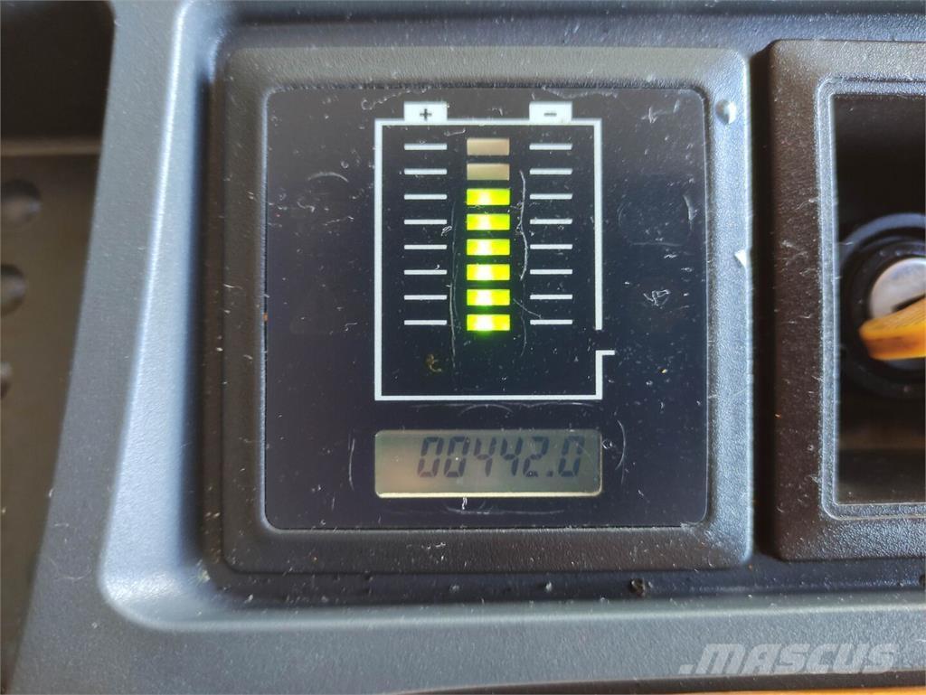 Jungheinrich EJC 216Z Колички високоповдигачи с теглич