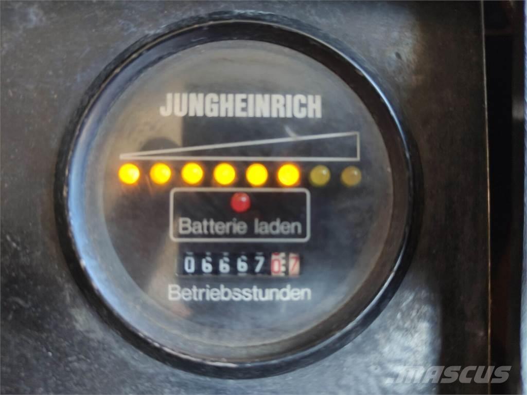 Jungheinrich EJC A 12.5 Колички високоповдигачи с теглич