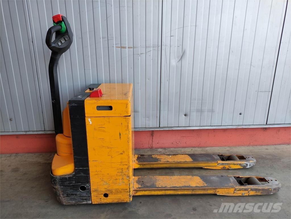 Jungheinrich ELE16G Нископовдигач