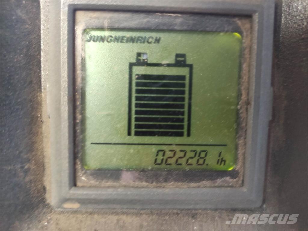 Jungheinrich ELE16G Нископовдигач