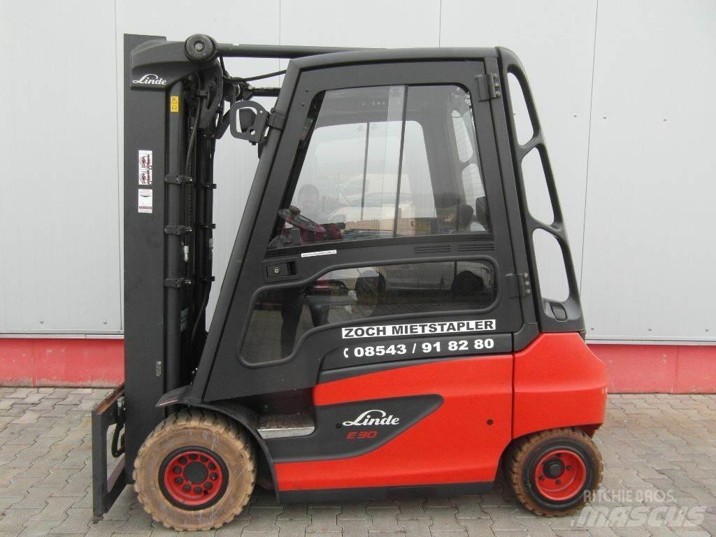 Linde E30-01-387 Електрически вилични кари-повдигачи