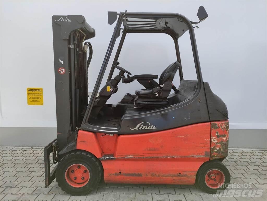 Linde E30/03/600-336 Електрически вилични кари-повдигачи
