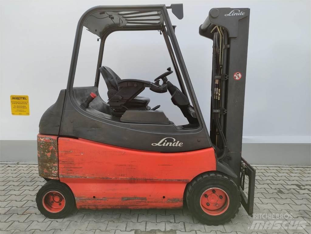 Linde E30/03/600-336 Електрически вилични кари-повдигачи