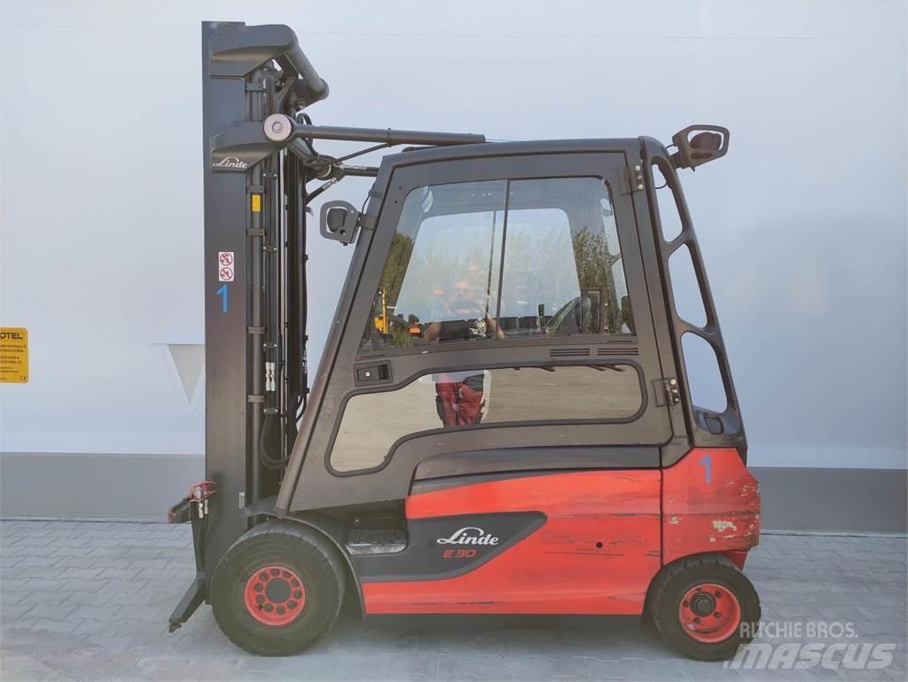 Linde E30L-01-387 Електрически вилични кари-повдигачи
