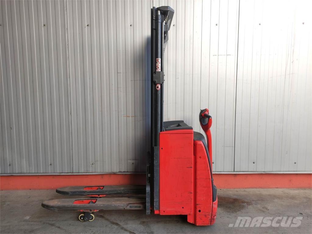 Linde L14i-1173 Колички високоповдигачи с теглич