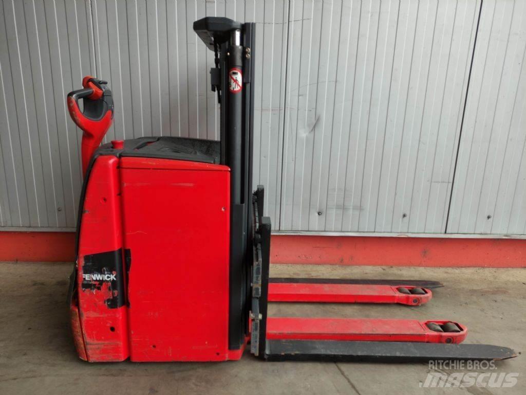 Linde L16-1173 Колички високоповдигачи с теглич