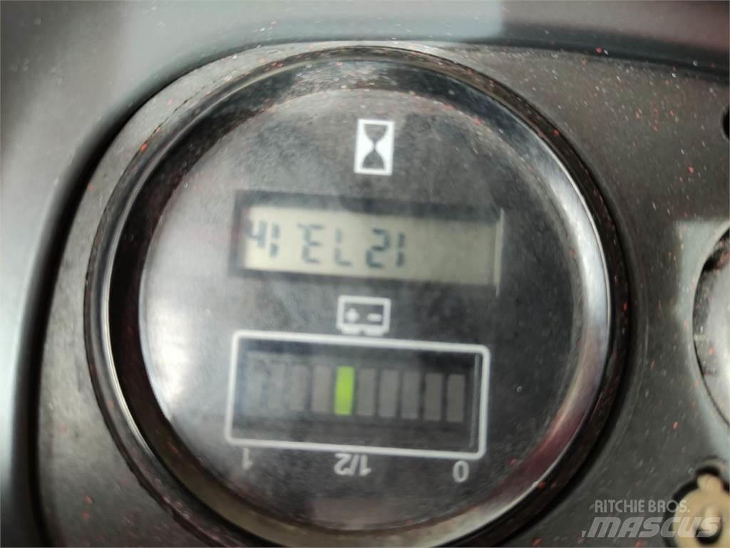 Linde L16-372 (LACK NEU) Колички високоповдигачи с теглич