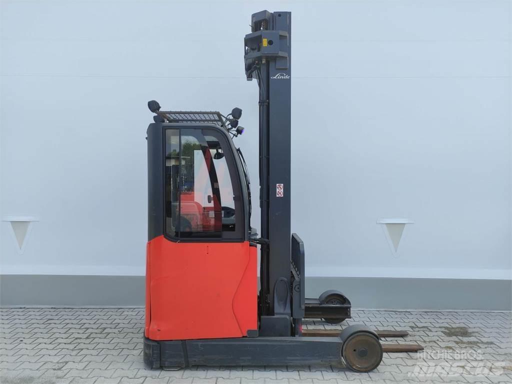 Linde R25-01-112 Ретрак/ Високоповдигач с изместване на вилката напред