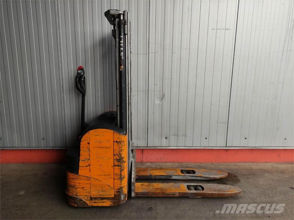 Still EGV16 Колички високоповдигачи с теглич