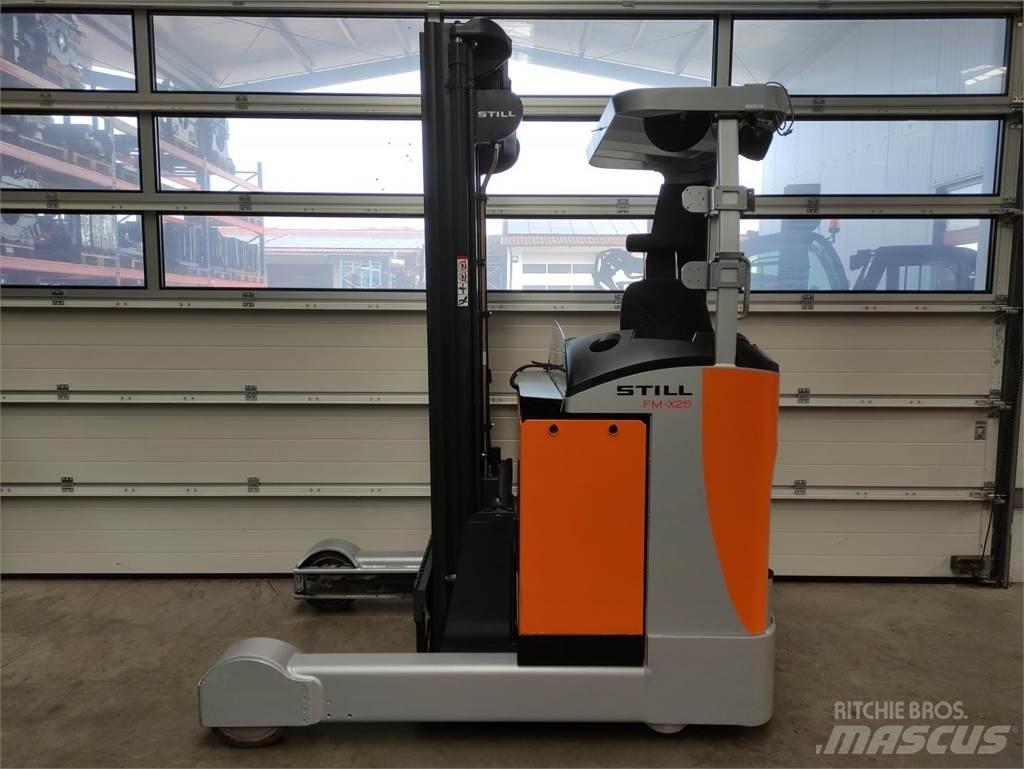 Still FM-X-25 (LACK NEU) Ретрак/ Високоповдигач с изместване на вилката напред