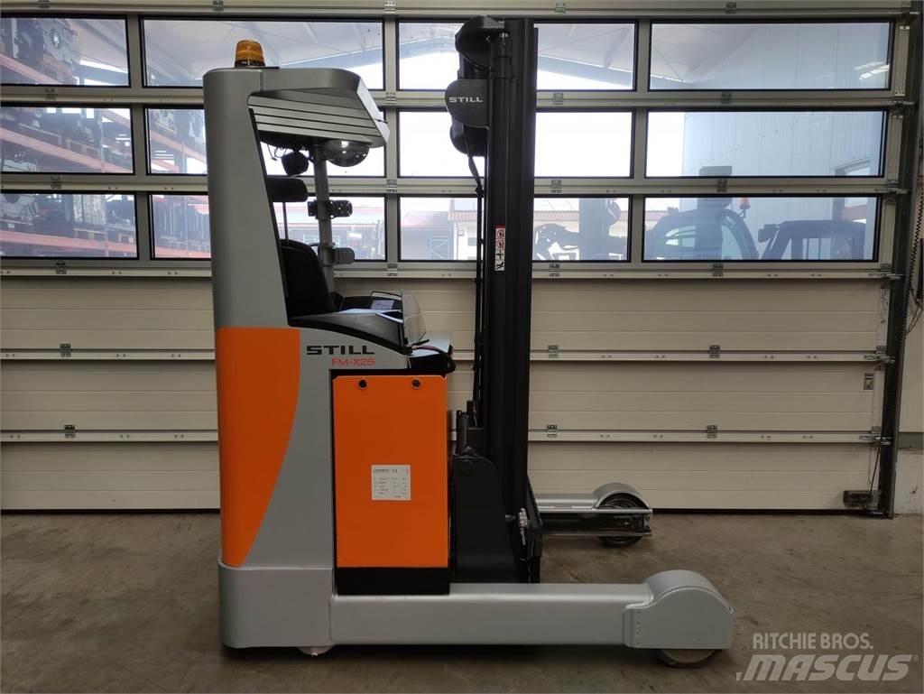 Still FM-X-25 (LACK NEU) Ретрак/ Високоповдигач с изместване на вилката напред