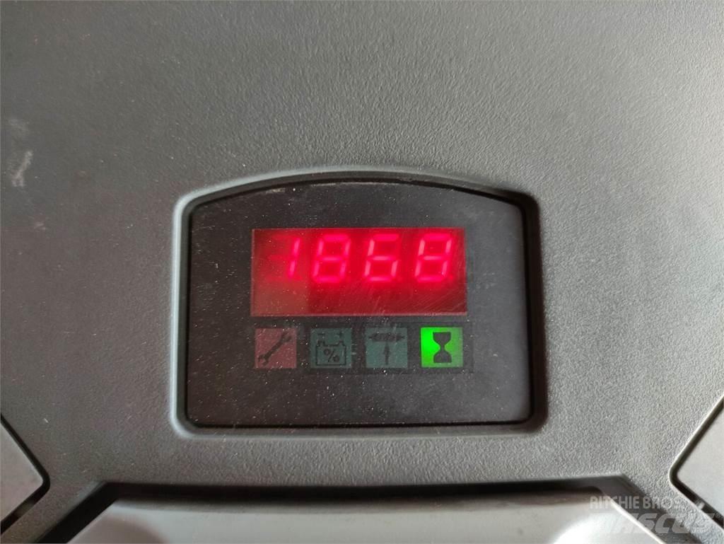Toyota 7SM12 Колички високоповдигачи с теглич