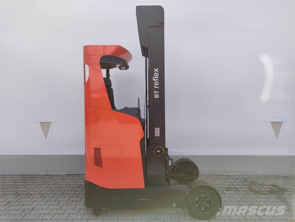 Toyota RRE160HH Ретрак/ Високоповдигач с изместване на вилката напред